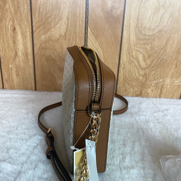 michael kors jet set travel crossbody - Picture 6 of 6